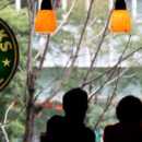 ¿Qué tienen en común una sala de clase y el espacio de un café tipo Starbucks?